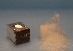A sugar cube coated with the particles can be held under water without dissolving (Image courtesy of Iain Larmour)